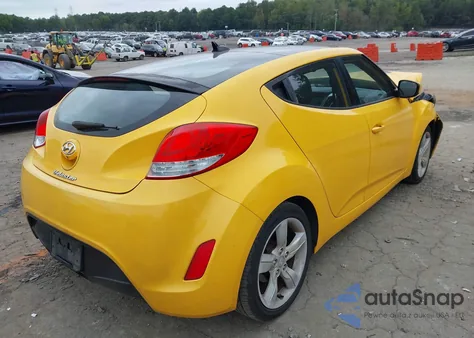 2014 Hyundai Veloster Base W/Black z USA, uszkodzony, nr VIN KMHTC6AD2EU192624